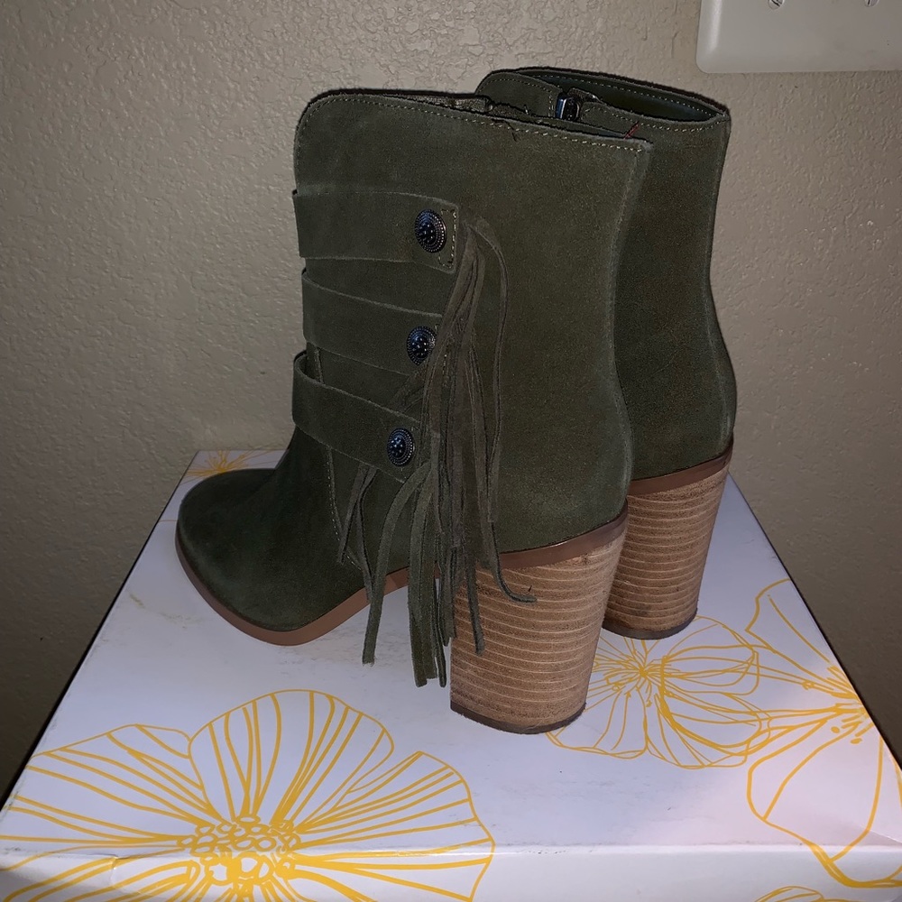 Yellowbox Beautiful Green Heeled Boots w/Fringes